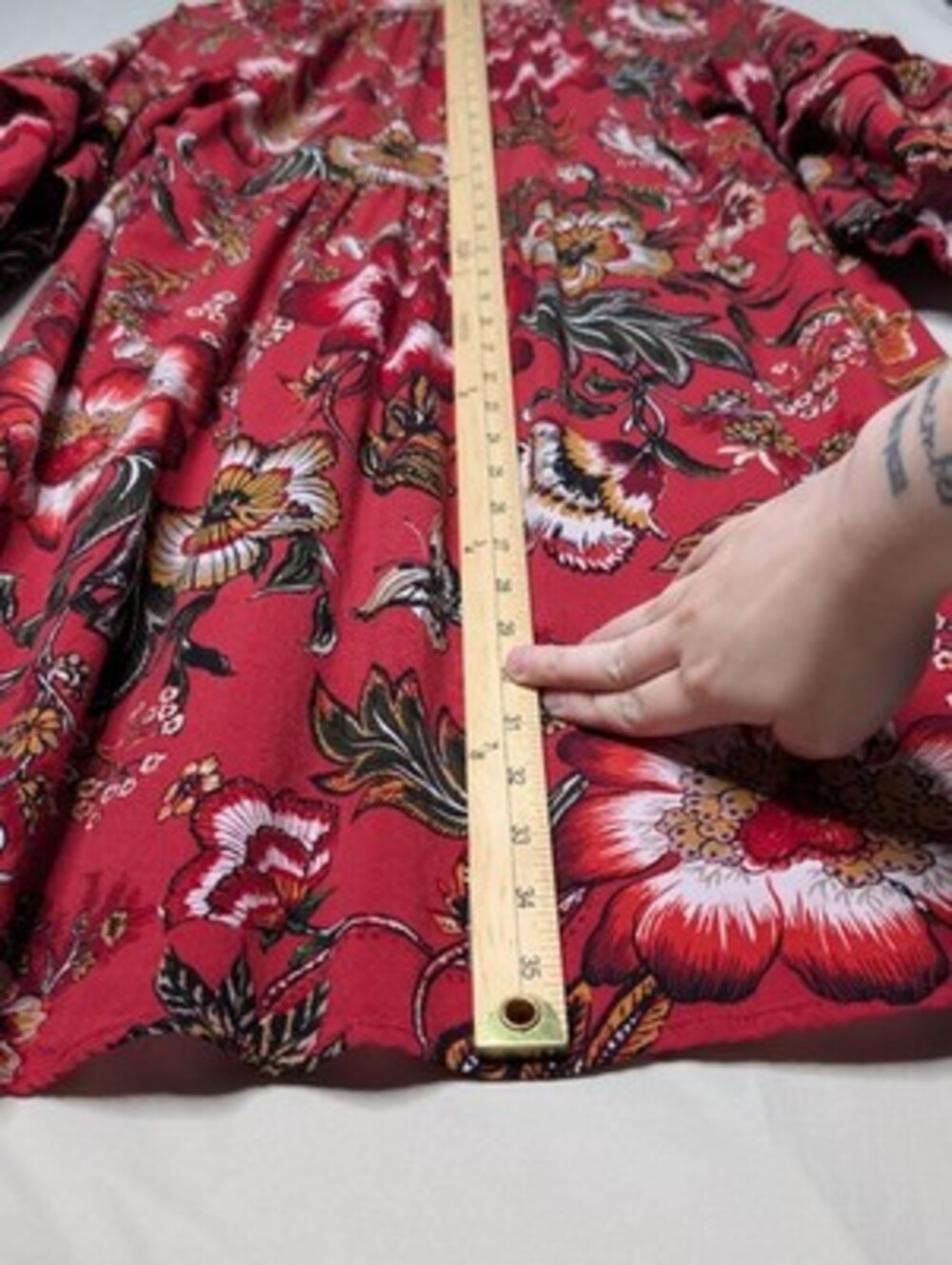 Hope Springs‎ Women's Red Floral Long Sleeve Dress Size Medium V Neck - Picture 4 of 9